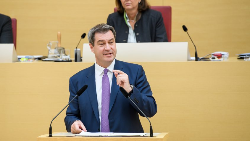 Ministerpräsident Dr. Markus Söder, MdL, hält eine Regierungserklärung am 23. Mai 2019 im Bayerischen Landtag.