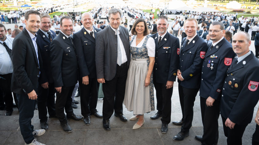 Ministerpräsident Dr. Markus Söder und Landtagspräsidentin empfangen die Helferinnen und Helfer, die bei der Bewältigung der Flutkatastrophe 2024 in Bayern im Einsatz waren, im Neuen Schloss Schleißheim.